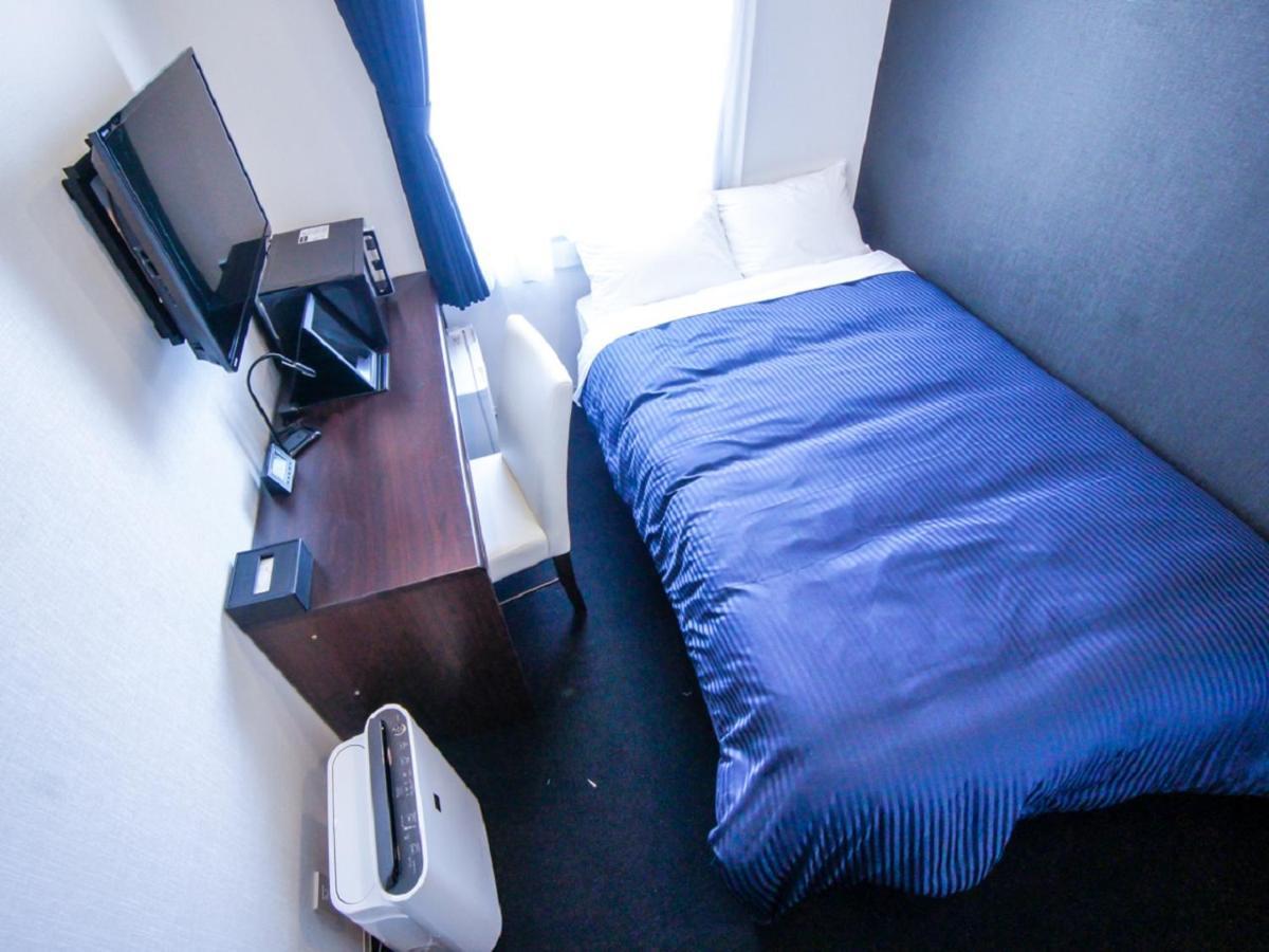 Hotel Livemax Tokyo Shiomi Ekimae Buitenkant foto