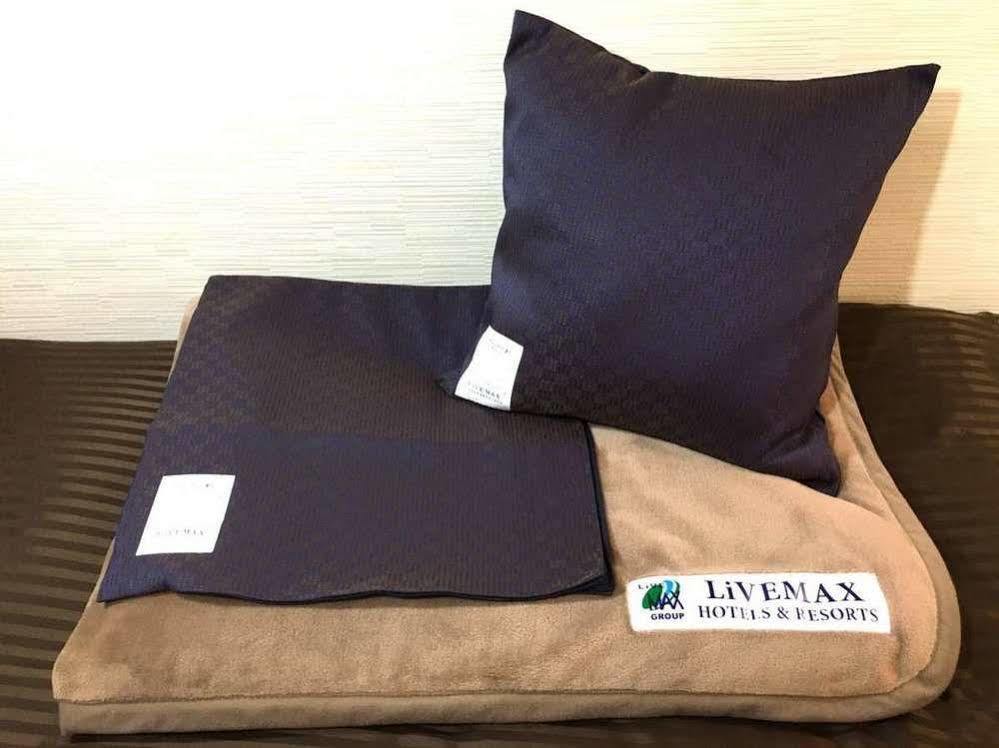 Hotel Livemax Tokyo Shiomi Ekimae Buitenkant foto