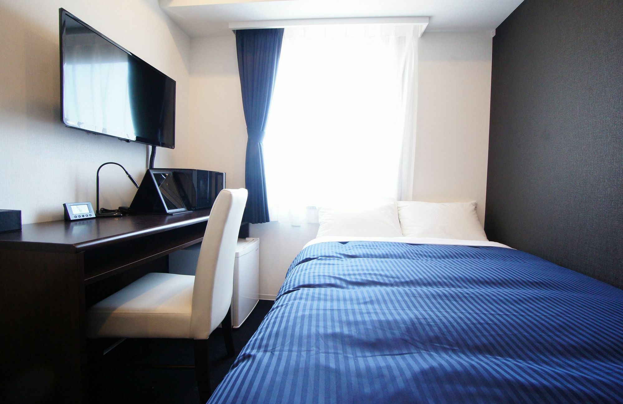 Hotel Livemax Tokyo Shiomi Ekimae Buitenkant foto