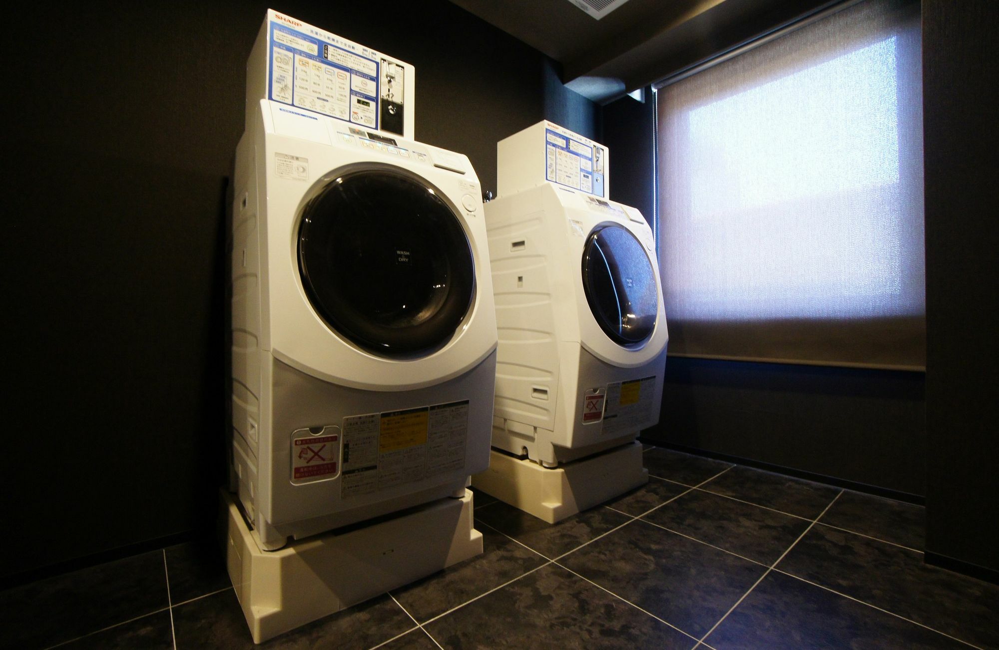 Hotel Livemax Tokyo Shiomi Ekimae Buitenkant foto